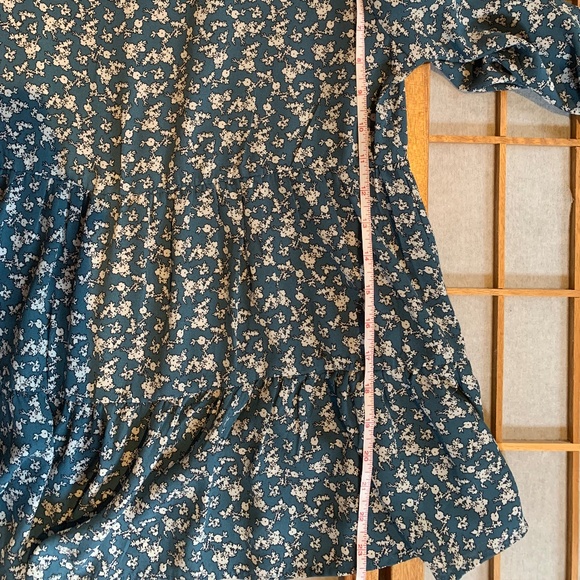 Maurices blue floral peasant blouse - Picture 10 of 10